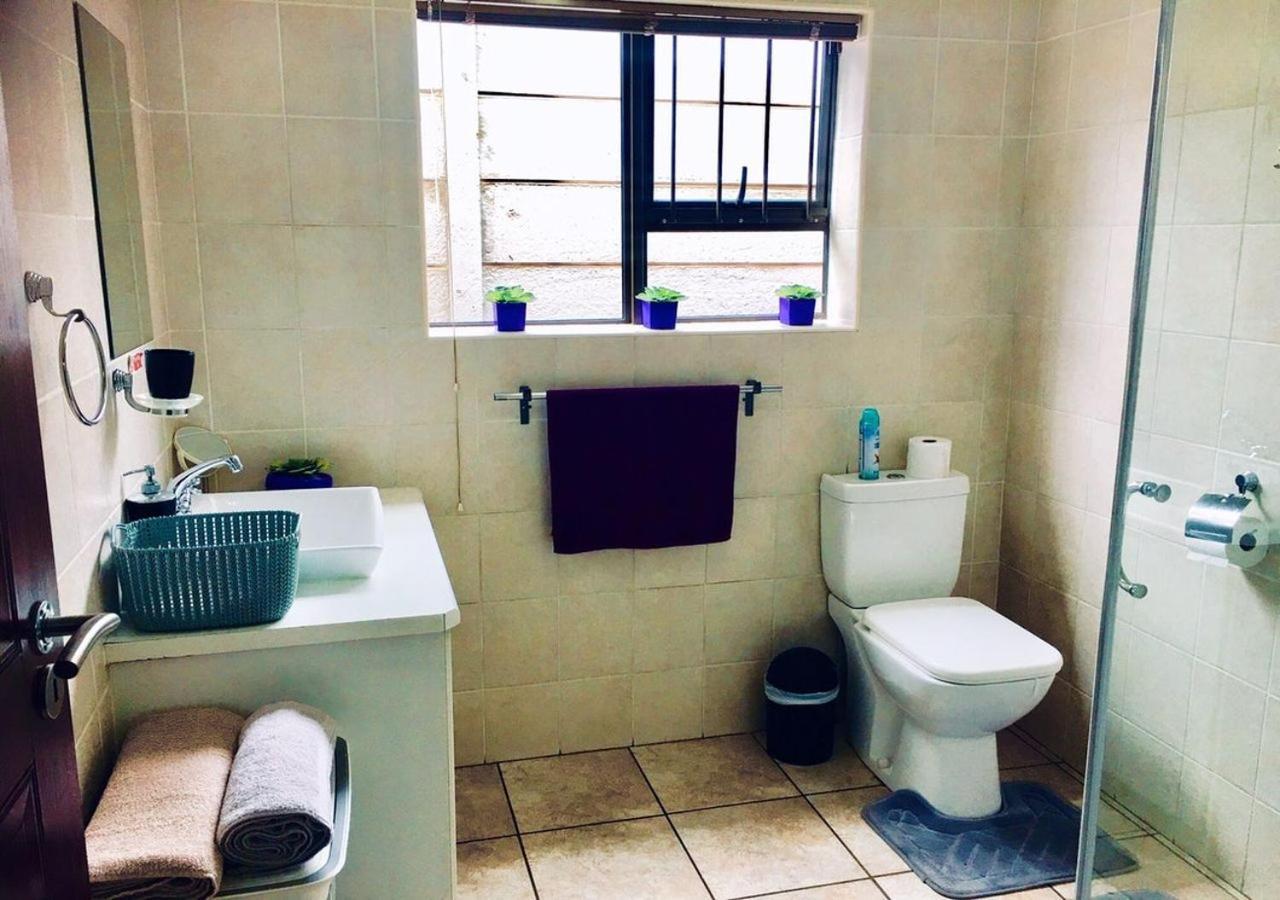 Azura Sleep Brackenfell Apartment Luaran gambar