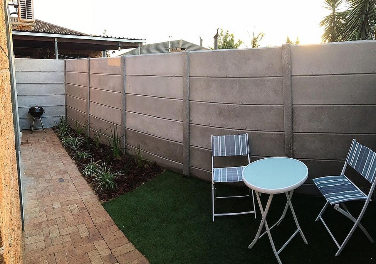 Azura Sleep Brackenfell Apartment Luaran gambar